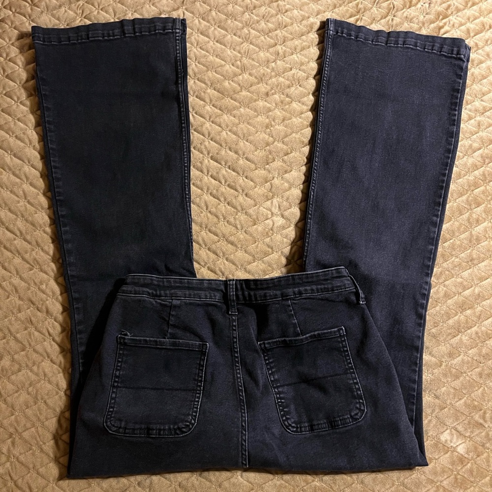 🖤 Flare Jeans - Extra High Rise ❤️ - Picture 3 of 5